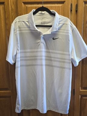 Nike Men’s White Polo with Subtle Gray Stripes, Size XL